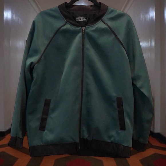 NWT Exclusive EVIL TWIN ‘Try Me’ Retro Raglan Satin Bomber - Picture 2 of 5